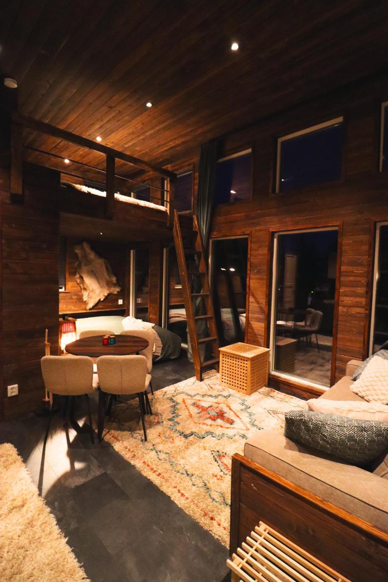 Reindeer River Lights Lodge Kiruna község Kültér fotó
